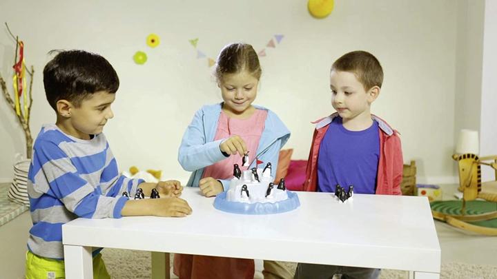 Actual product image Ravensburger Plitsch-Platsch Penguin (German)