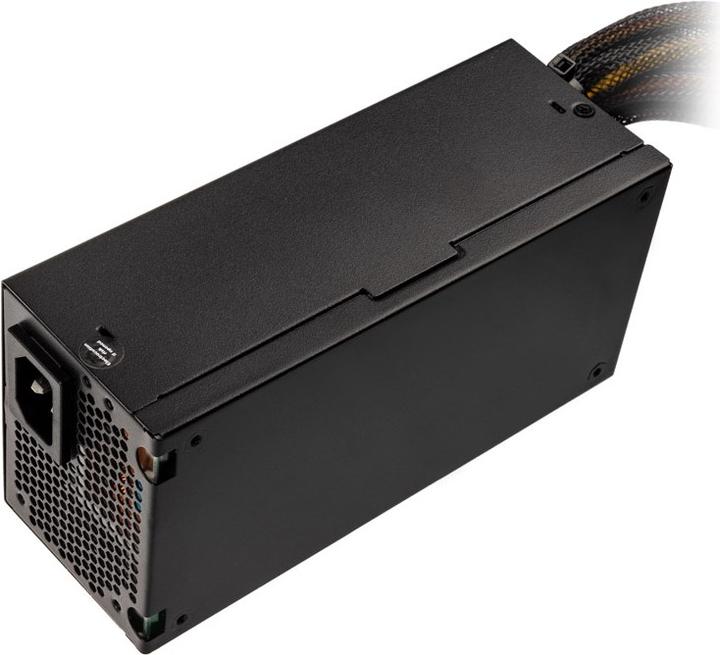 Produktbild Silverstone SST-TX700-G TFX Netzteil, 80 PLUS Gold - 700 Watt (700 W)