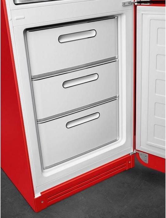 Image du produit Smeg Style rétro FAB32RRD5 (331 l)