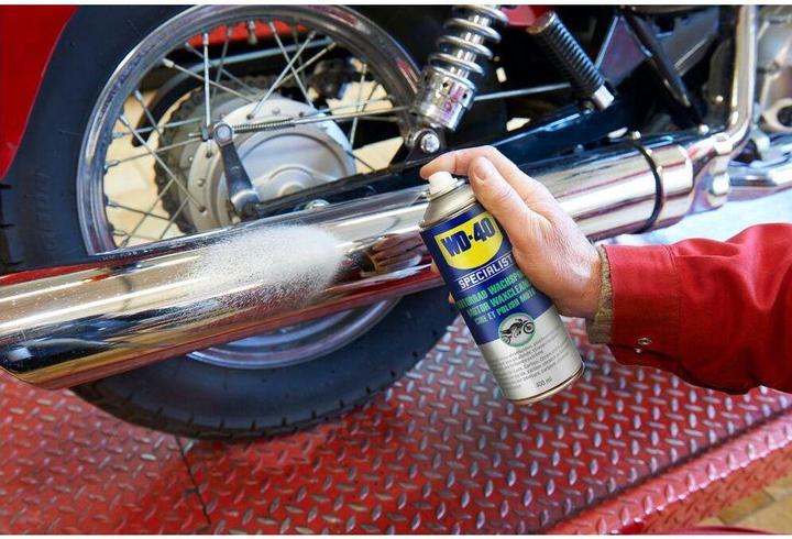 Actual product image WD-40 Motorbike wax polish (400 ml)