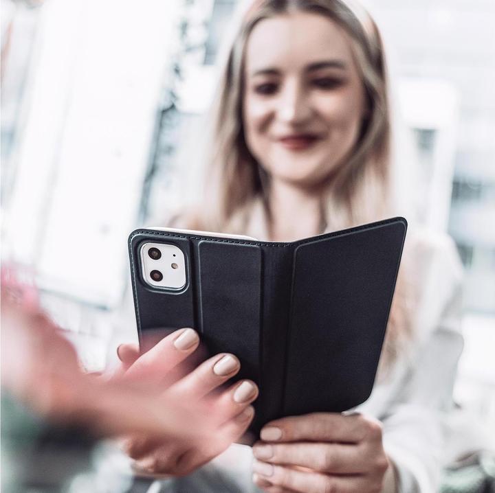 Actual product image 4smarts Flip Case Urban Lite (Apple iPhone 15 Pro)