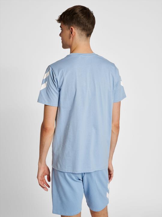 Actual product image hummel Legacy Chevron T-Shirt (M)