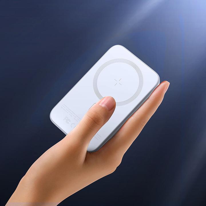 Actual product image Joyroom Mini Magnetic Wireless Powerbank (20W) (10000 mAh, 20 W, 15 Wh)