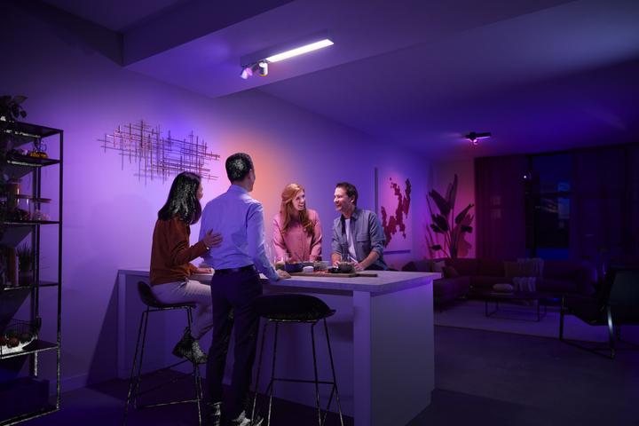 Actual product image Philips Hue Centris Base BT (3650 lm, GU10)