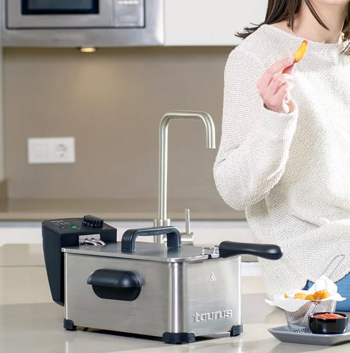 Actual product image Taurus 3L deep fryer (EU plug)