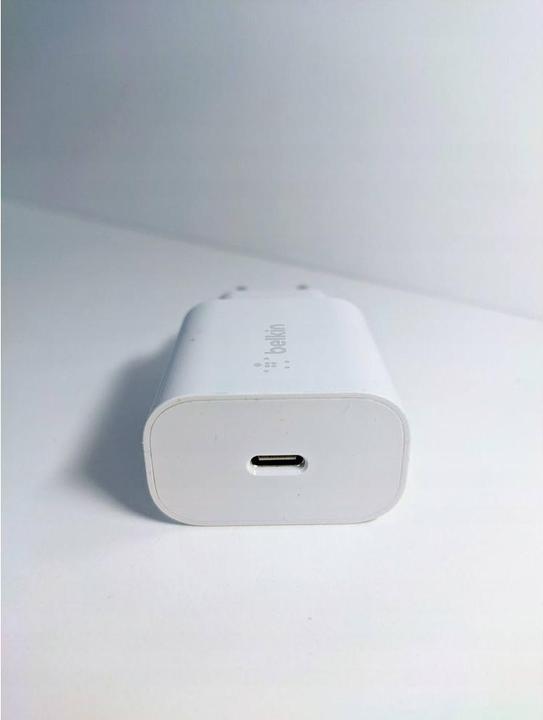Actual product image Belkin BoostCharge (25 W)