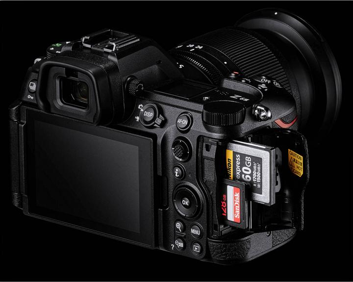 Immagine prodotto Nikon Z6III (24.50 Mpx, Full frame / FX)