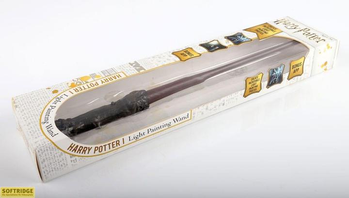 Produktbild Wow! Stuff Harry Potter Zauberstab ass. mit Licht