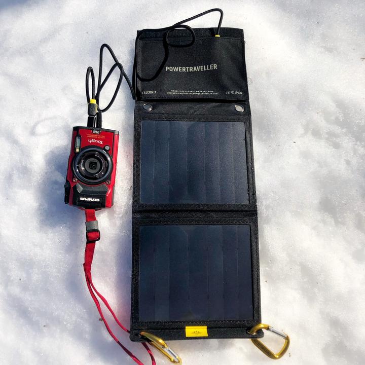 Produktbild Powertraveller Solarladegerät Falcon 7 mit 1x USB-A Output