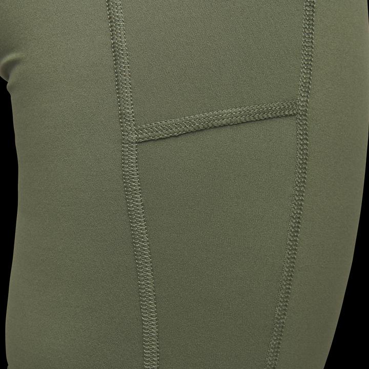 Actual product image Black Diamond W Sessions Shorts 9 In (XS)