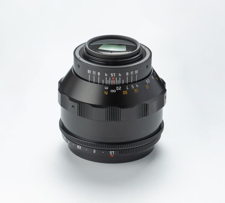 Actual product image TTArtisan 75mm f1.5 M42 Mount (M42, full size)