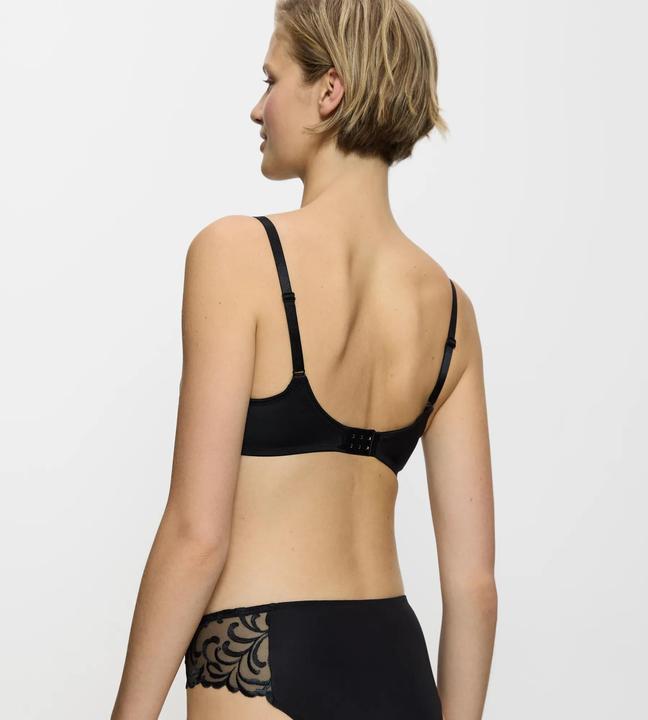 Actual product image Triumph Modern Finesse" underwired bra (95 C, Single pack)