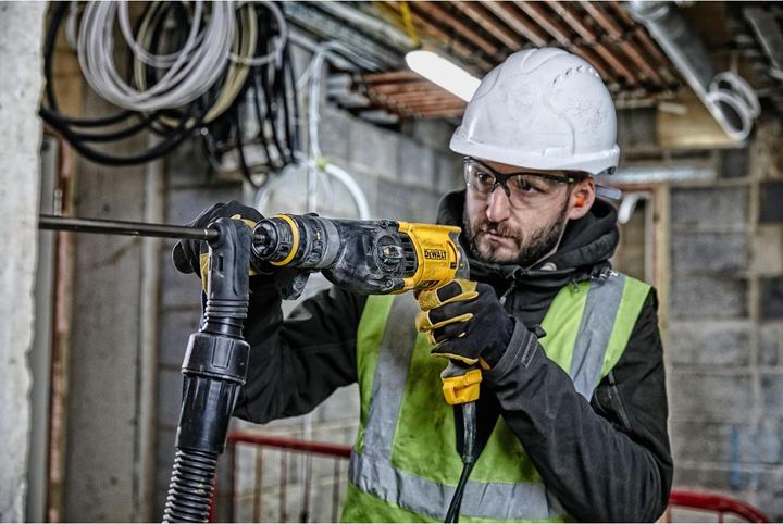Actual product image DeWalt D25134KQS (Electrical connection)
