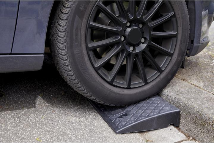 Actual product image Cartrend Kerb ramps