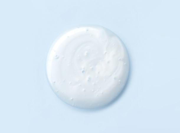 Actual product image NIVEA Repair & Targeted Care Shampoo pH Optimal (250 ml)