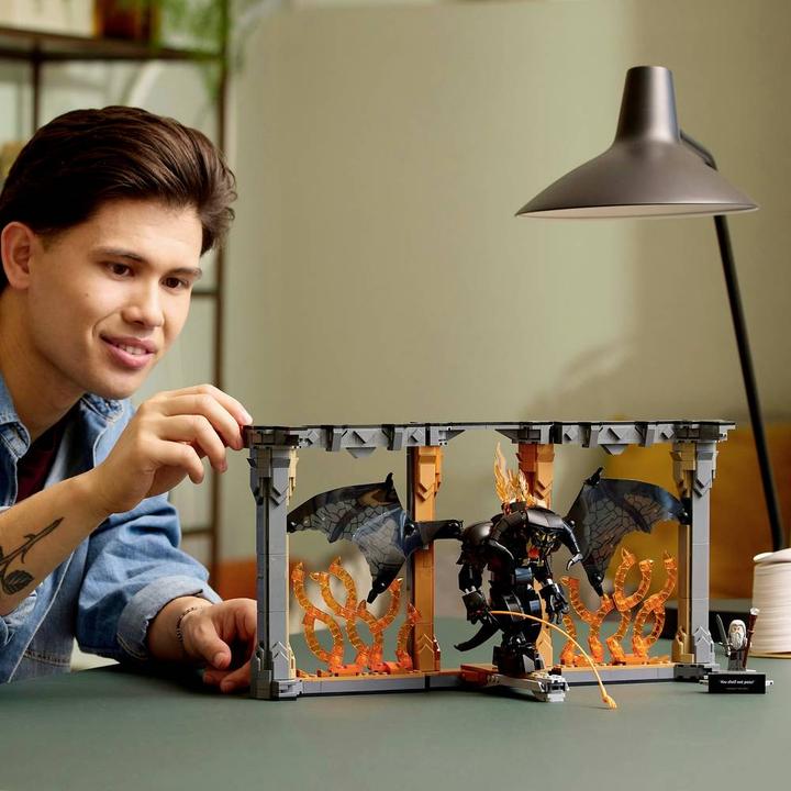 Produktbild LEGO ICONS Der Herr der Ringe: Balrog Bücherstütze (10367, LEGO Icons)