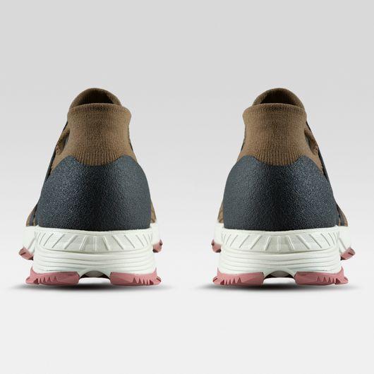 Actual product image UYN Wander Lite Sand (42)