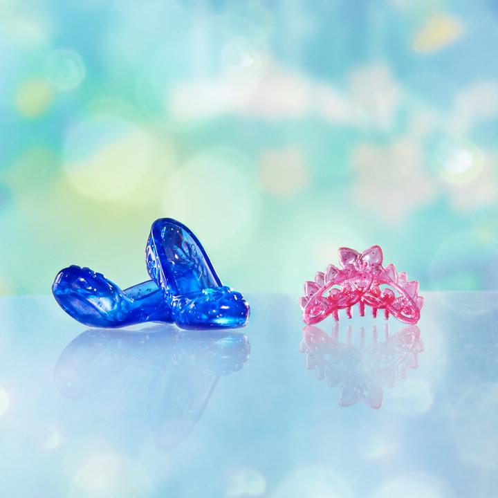 Produktbild Hasbro Puppe Schimmerglanz Mulan