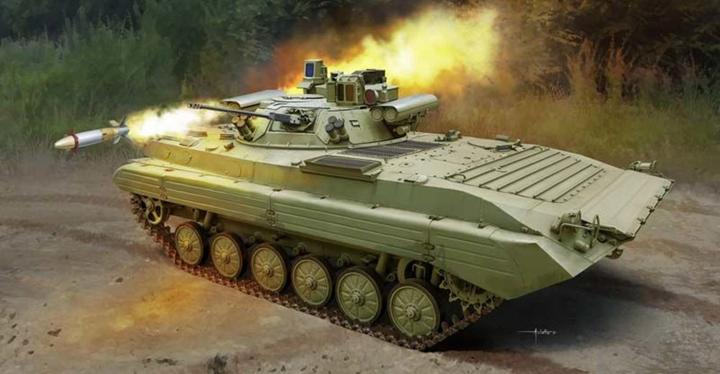 Actual product image Trumpeter Russian BMP-2M Berezhok Turret
