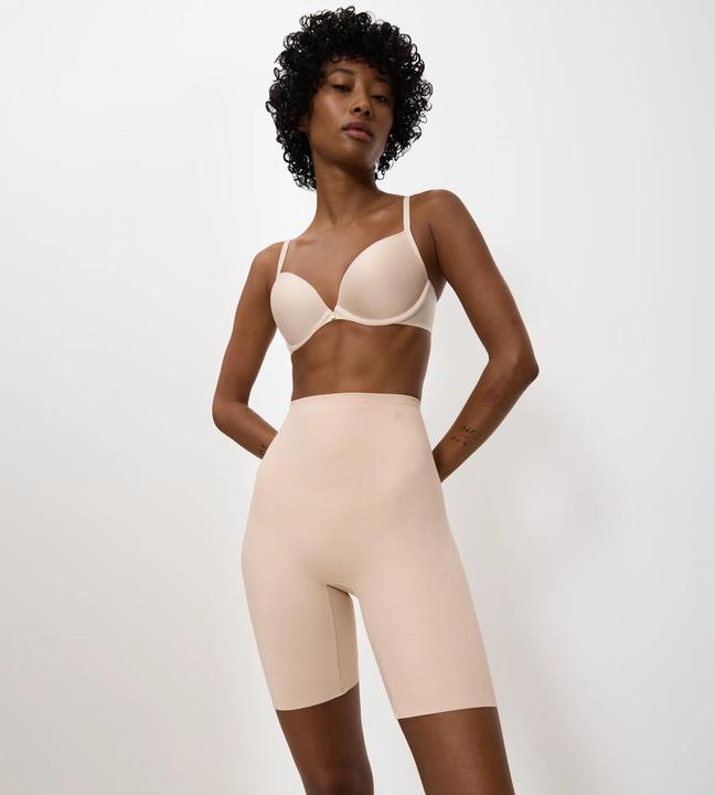 Actual product image Triumph Becca Extra High+Cotton Panty L (48, Single pack)