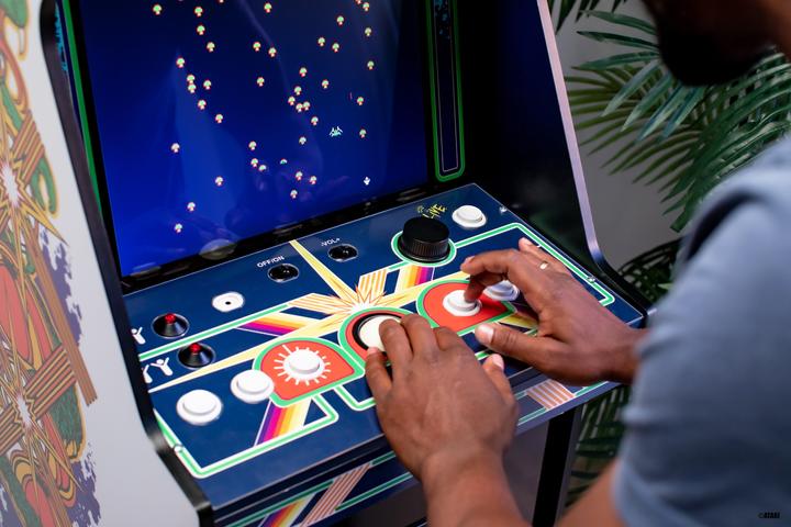Actual product image Arcade1Up Atari Legacy 14-in-1 Wifi