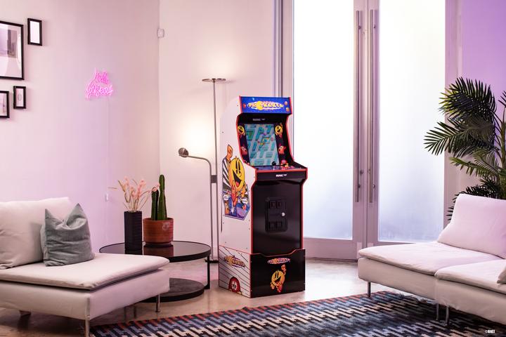 Actual product image Arcade1Up Pac-Mania Legacy 14-in-1 Wifi