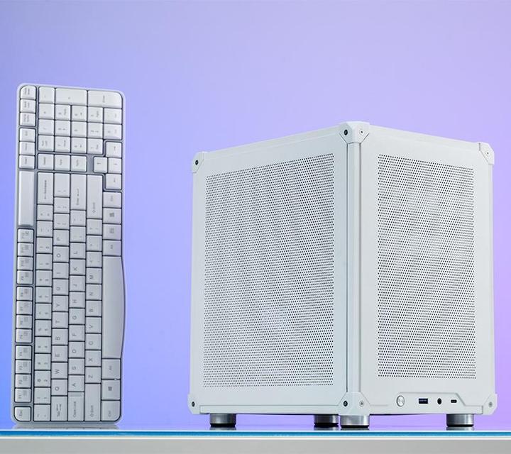 Actual product image Jonsbo C6 (mATX)