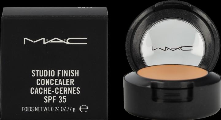 Actual product image MAC Cosmetics Studio Finish SPF 35 Concealer (No. NW25)