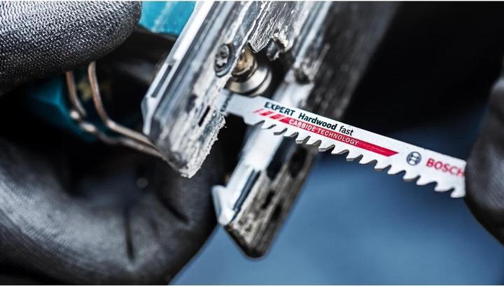 Actual product image Bosch Professional Zubehör EXPERT 'Hardwood Fast' T 144 DHM Jigsaw blade, 3 pieces