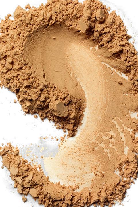 Image du produit Bobbi Brown Skin Weightless Powder Fond de teint (re) Honey (No. 5 - Miel)