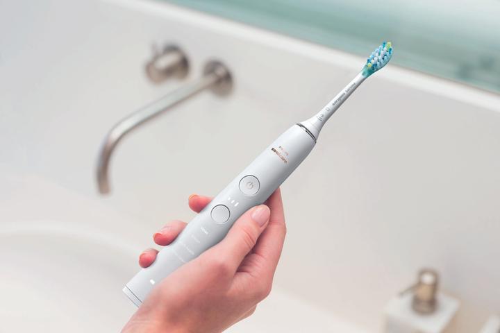 Produktbild Philips Sonicare Diamond Clean 9000 & Cordless Power Flosser 3000 (Schallzahnbürste)