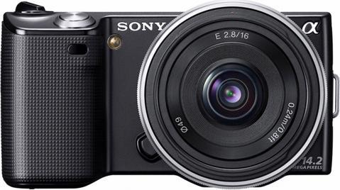 Sony NEX-5A, 14 MP, 7 fps, filmati FullHD, KIT 16 mm, nero