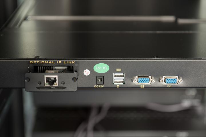 Actual product image Digitus Modular console with 17" TFT (43,2cm), 8-port KVM & Touchpad, german keyboard