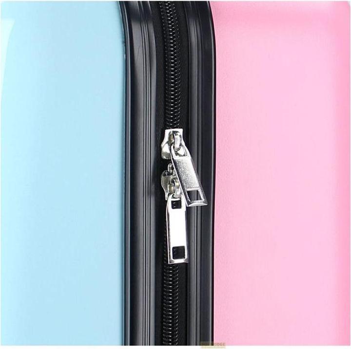 Produktbild Vadobag Hello Kitty Koffer Trolley Voyage Vibes 46 cm