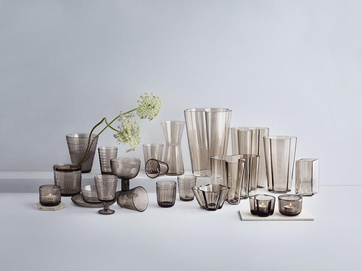 Actual product image Iittala Miranda bowl with foot inen