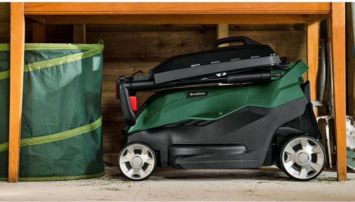 Actual product image Bosch Home & Garden AdvancedRotak 36V-44-750 cordless lawn mower, without battery (Rechargeable battery operated)