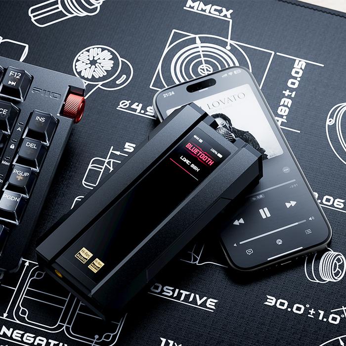 Actual product image FiiO Q15 (gain switch, USB-DAC, Display, Tone control, Bluetooth)