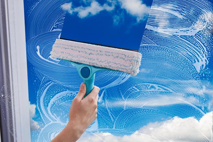 Actual product image Leifheit Window wiper Window & Frame Cleaner L (1 pcs.)