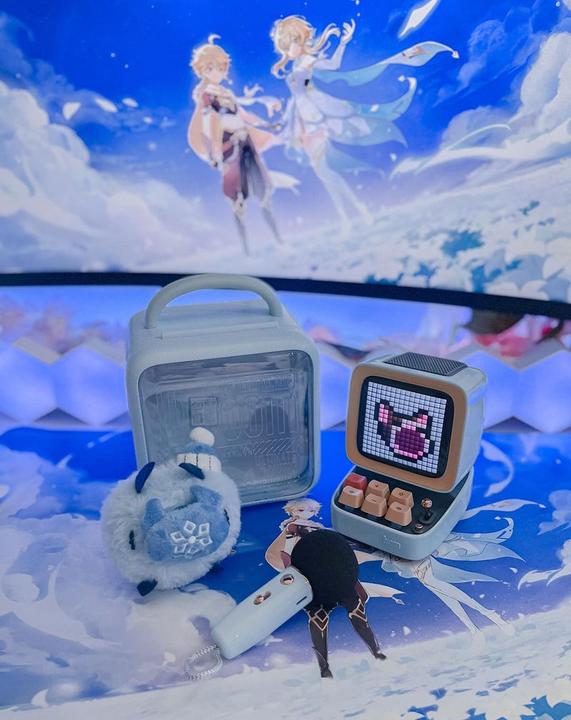 Actual product image Divoom Ditoo-Mic (8 h, Battery operated)