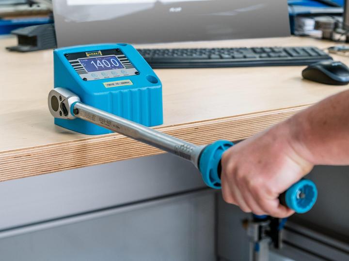 Actual product image HAZET Torque tester ∙ electronic ∙ 10- 350 Nm 7901E ∙ Nm min-max: 10 - 350 Nm ∙ Square, hollow 12.5… (1/2", 10 Nm, 350 Nm)