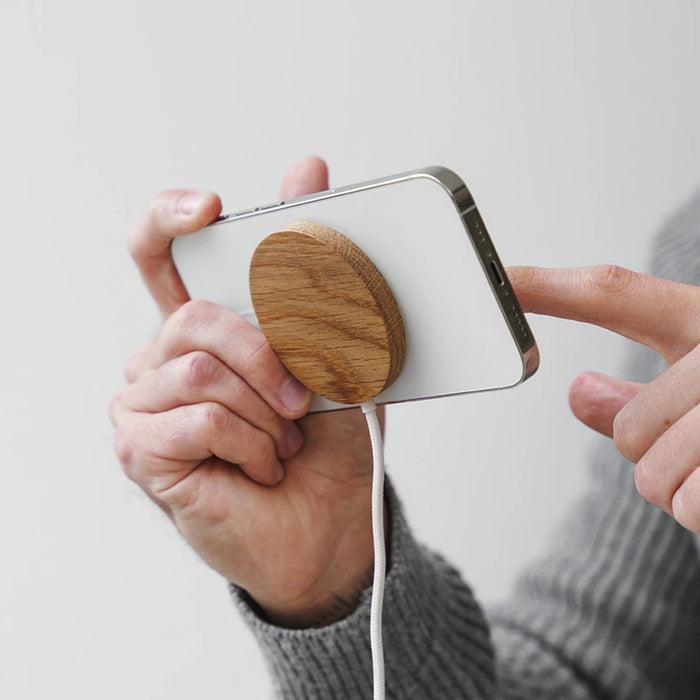 Produktbild Woodcessories MagPad (10 W)