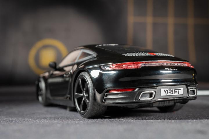 Produktbild Sturmkind DRIFT Racer Classics Series Porsche 911 Carrera (992)