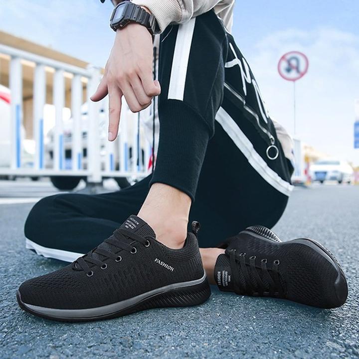 Immagine prodotto JTI Scarpe da ginnastica, nero - misura 43 (43)
