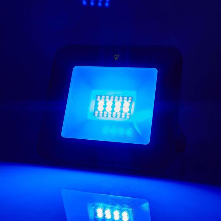 Produktbild Nedis SmartLife-Flutlicht | 1600 lm | Wi-Fi | 20 W | RGB / Warm bis kühlen weiss | 2700 - 6500 K | Al (1600 lm, IP65)