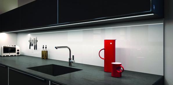 Produktbild Halemeier LED Bänder Versa Inside 160 / 12 V (Warmweiss, 300 cm, Indoor)