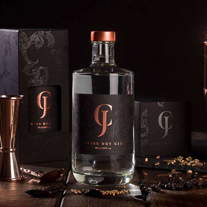 Produktbild JC Gin JC Swiss Dry Gin 0.5 l (1 x 50 cl)
