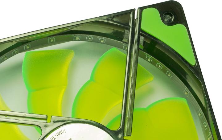 Actual product image Intertech L12025 - 120mm fan - green 1200rpm 33 LED spiral effect rubberized pads fluid sleeve bearing... (120 mm, 1 x)