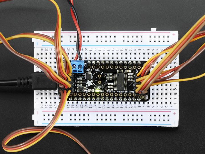 Produktbild Adafruit 8-Channel PWM or Servo FeatherWing (Diverse)