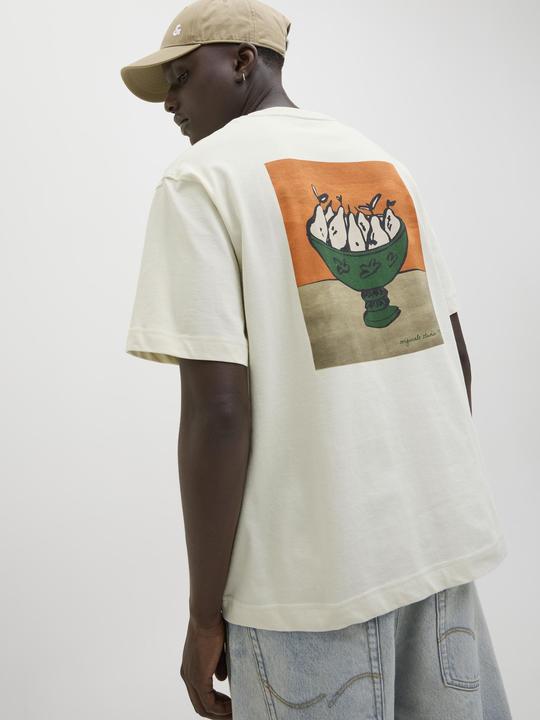Produktbild Jack & Jones Rückenprint Rundhalsausschnitt T-shirt T-shirt (XS)