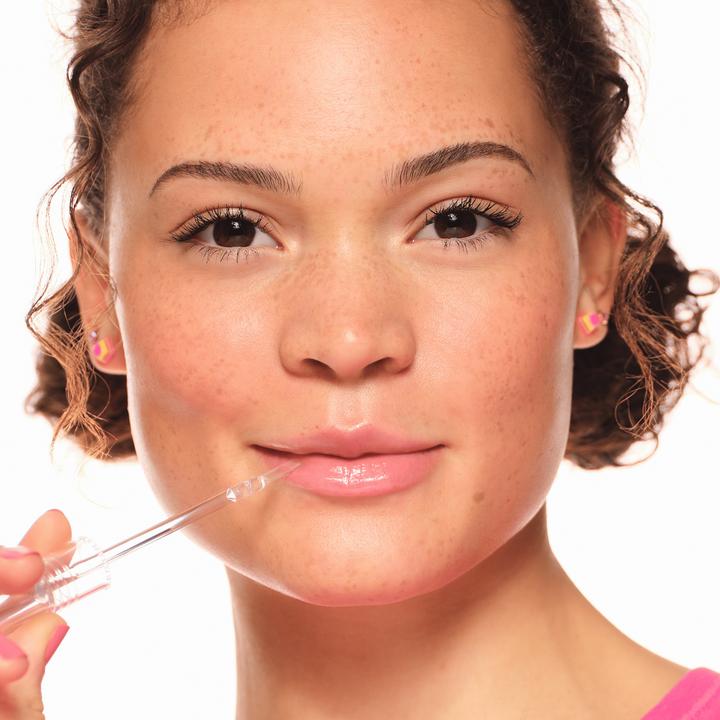 Produktbild essence what the fake! GLASS SHINE PLUMPING LIP FILLER (01 Oh So Glassy)